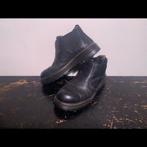 Steal toe doc Marten mens boots size marked as US11/Euro45 run big